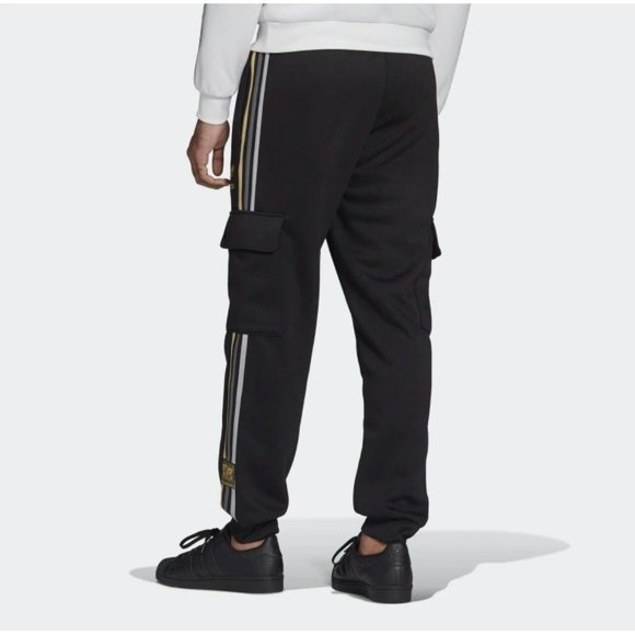 New Adidas Originals Men's Chile 20 Cargo Pants HD8293 Color Black - Picture 2 of 6